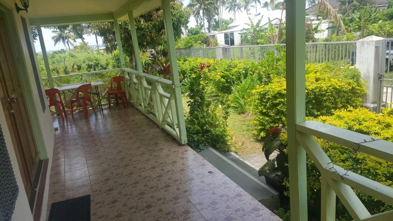 Malau Lodge Nuku'alofa Extérieur photo