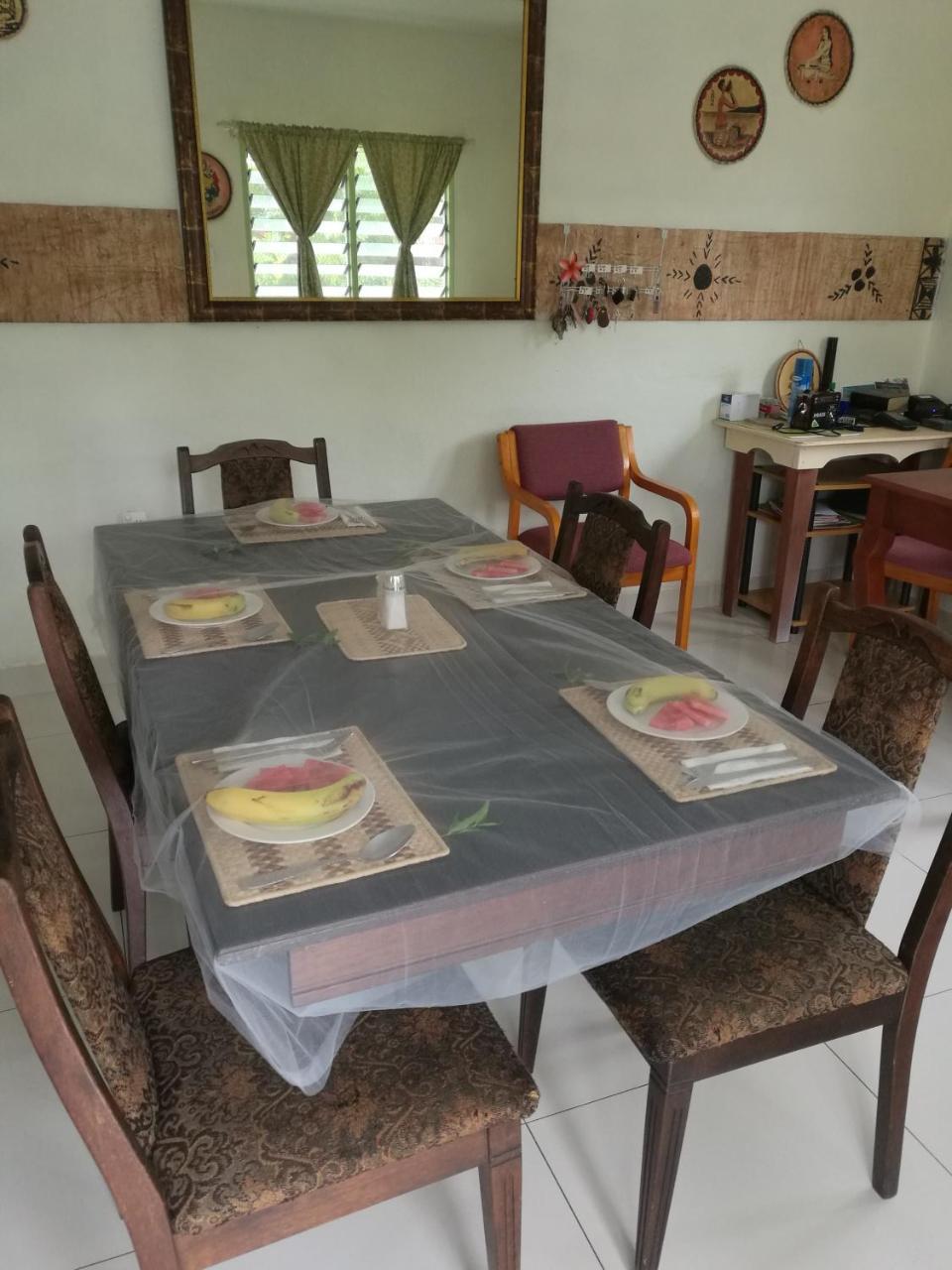 Malau Lodge Nuku'alofa Extérieur photo