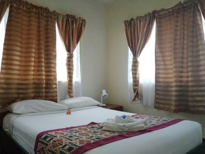 Malau Lodge Nuku'alofa Extérieur photo